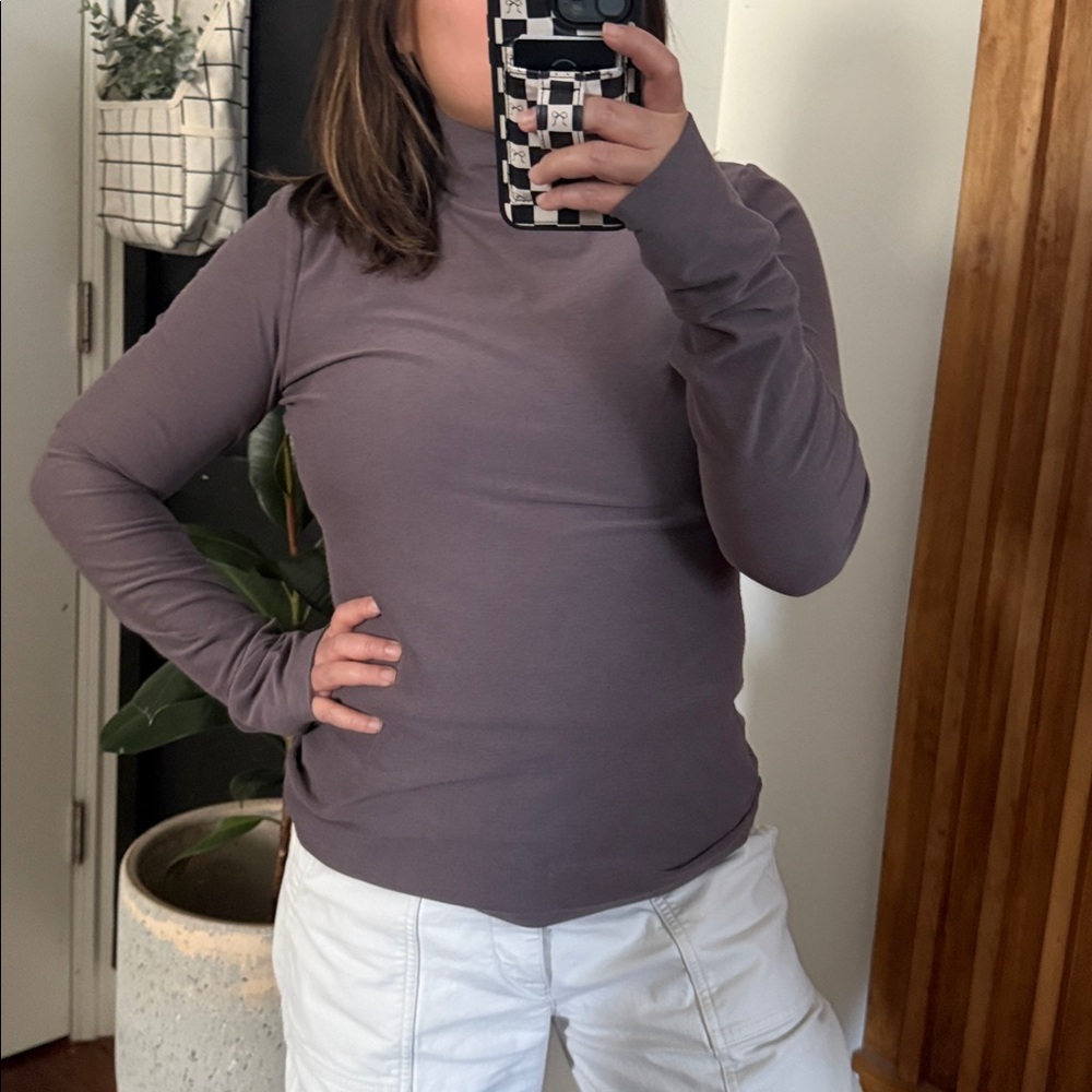 Beyond Yoga Spacedye Captivating Mockneck Long-Sleeve. Size M